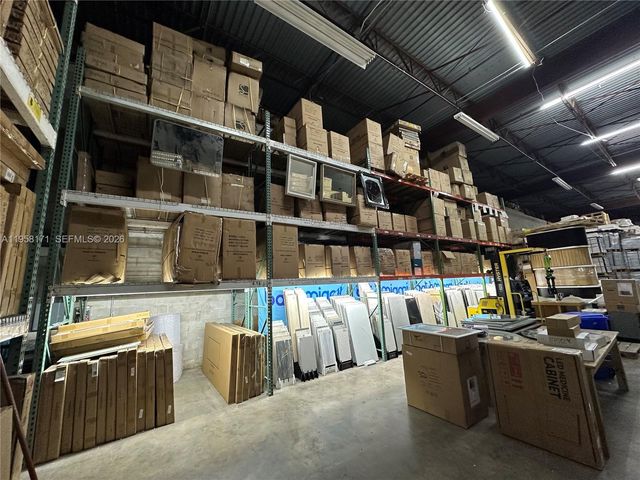 DORAL, Doral, FL 33166