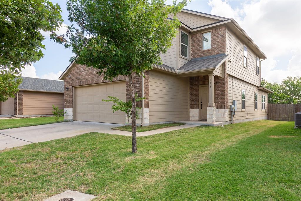 614 Pinnacle DR, Georgetown, TX 78626