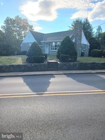 211 WOOD ST, Harrisburg, PA 17109