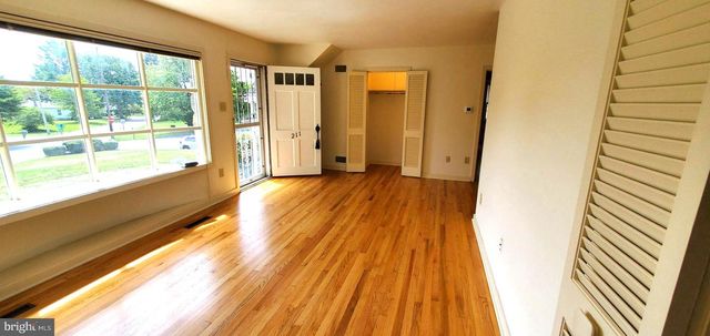 211 WOOD ST, Harrisburg, PA 17109