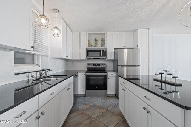 2305 W Ft Macon Road 107, Atlantic Beach, NC 28512