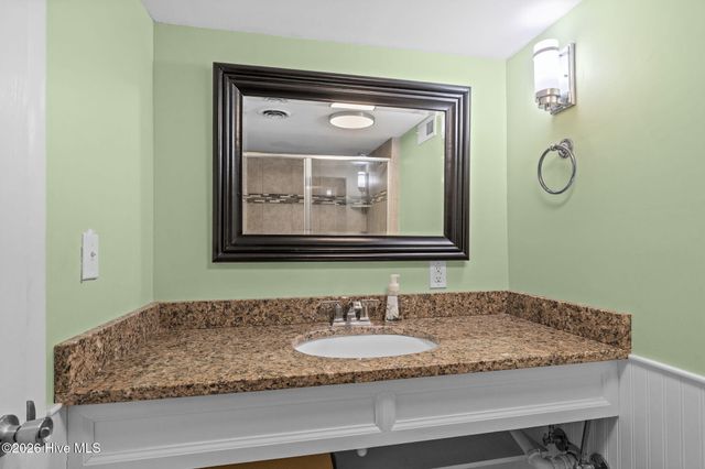 2305 W Ft Macon Road 107, Atlantic Beach, NC 28512