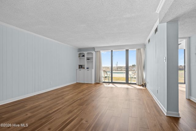 2305 W Ft Macon Road 107, Atlantic Beach, NC 28512