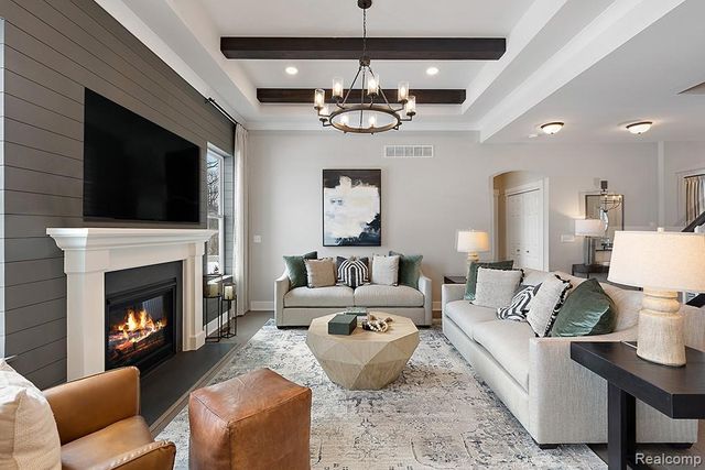 6104 Pollak Road, Pittsfield Charter Township, MI 48197