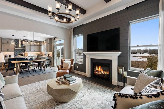 6104 Pollak Road, Pittsfield Charter Township, MI 48197