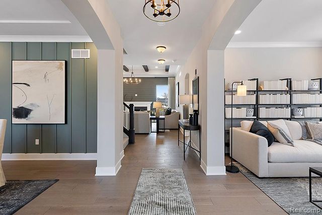 6104 Pollak Road, Pittsfield Charter Township, MI 48197