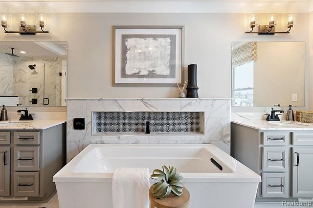 6104 Pollak Road, Pittsfield Charter Township, MI 48197