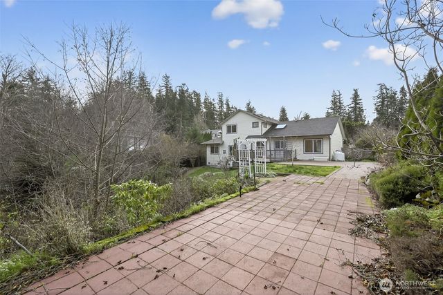 844 Holbeck Drive, Camano Island, WA 98282