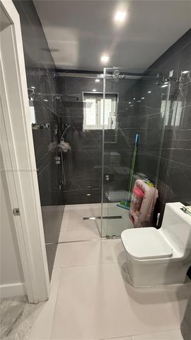 9721 SW 162nd Ct, Miami, FL 33196