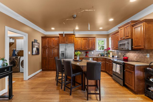 538 Houston Oaks Drive, Paris, KY 40361