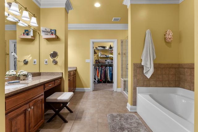 538 Houston Oaks Drive, Paris, KY 40361