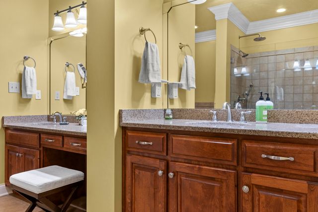 538 Houston Oaks Drive, Paris, KY 40361
