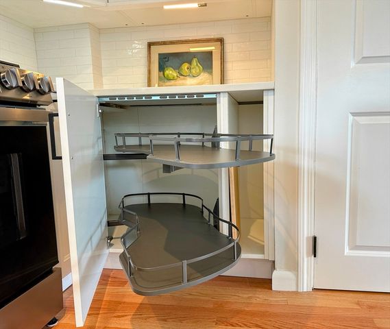 67 Montgomery Rd, Swansea, MA 02777