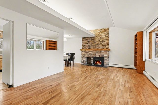 52511 Lynnewood Avenue, South Bend, IN 46628