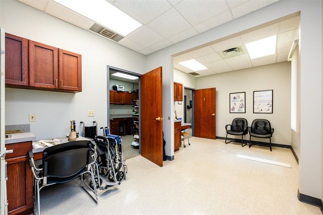 3901 Stonegate Park, Saint Joseph, MI 49085