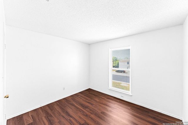 7568 Windsor Oaks, San Antonio, TX 78239