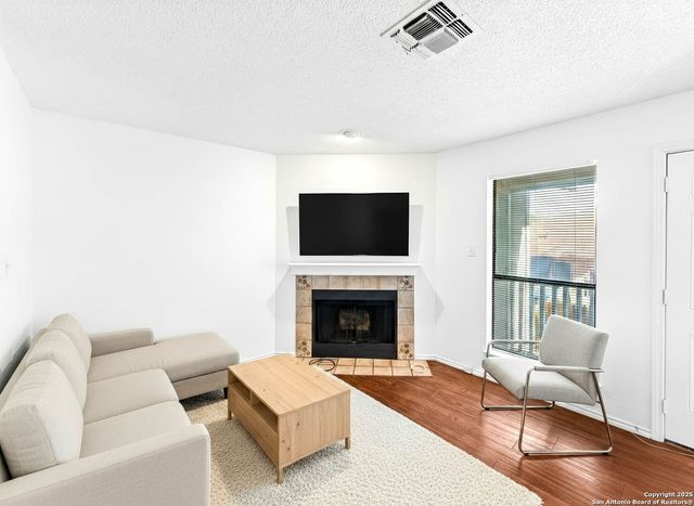 7568 Windsor Oaks, San Antonio, TX 78239