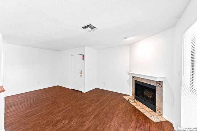 7568 Windsor Oaks, San Antonio, TX 78239