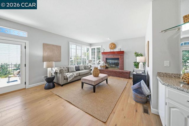 3051 Miwok Way, Clayton, CA 94517