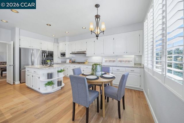 3051 Miwok Way, Clayton, CA 94517