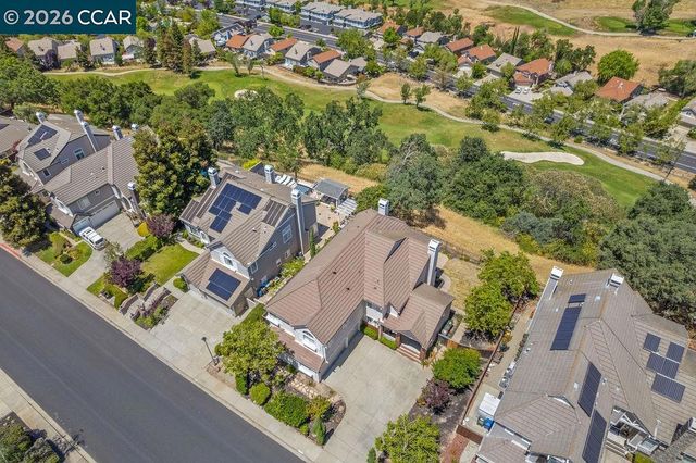 3051 Miwok Way, Clayton, CA 94517