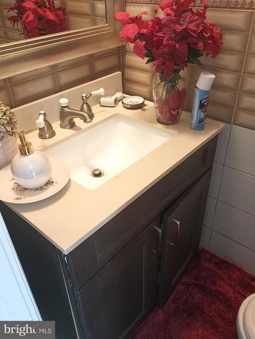 53 GENESEE LN, Willingboro, NJ 08046