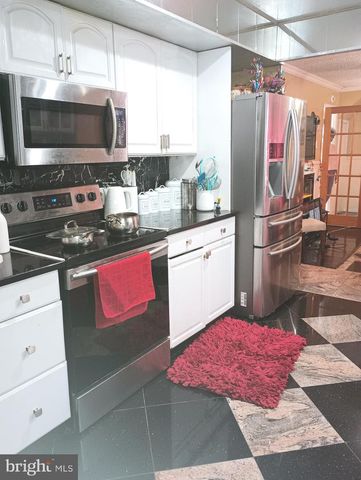 53 GENESEE LN, Willingboro, NJ 08046