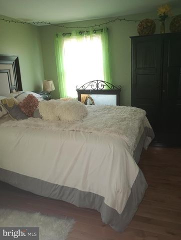 53 GENESEE LN, Willingboro, NJ 08046