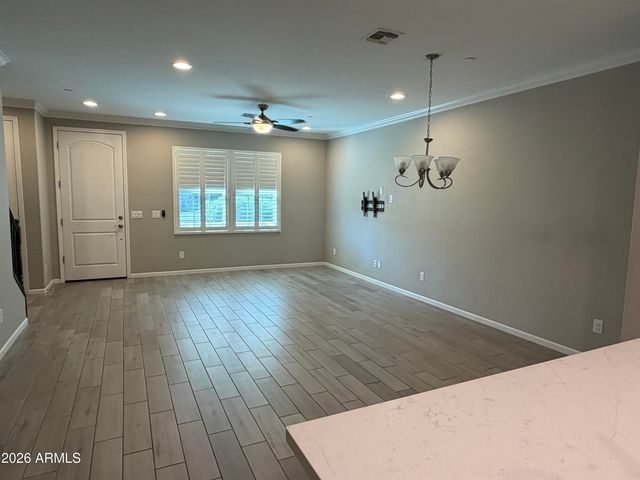 2477 W MARKET Place 13, Chandler, AZ 85248