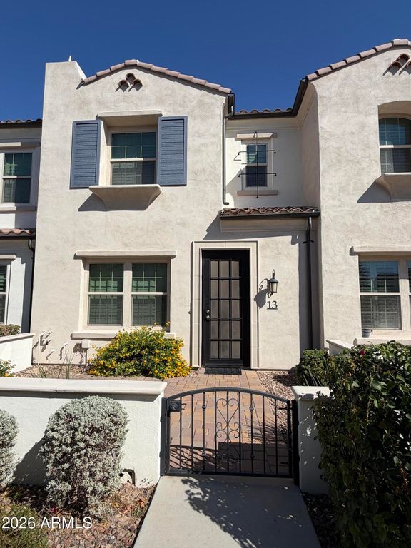 2477 W MARKET Place 13, Chandler, AZ 85248