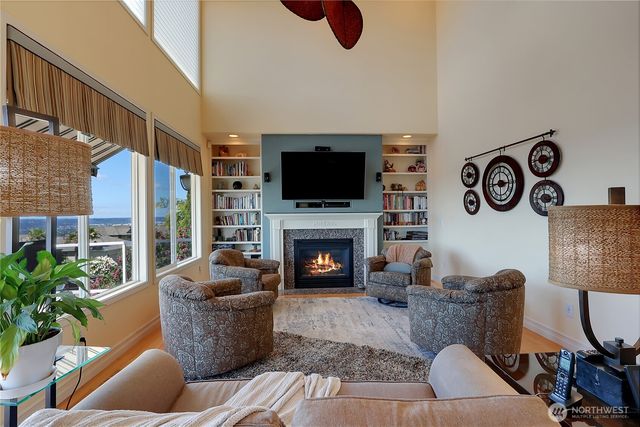 10010 181st Avenue Ct E, Bonney Lake, WA 98391