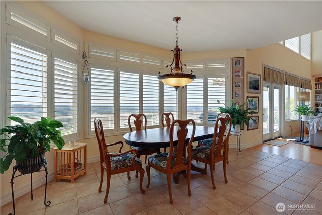 10010 181st Avenue Ct E, Bonney Lake, WA 98391