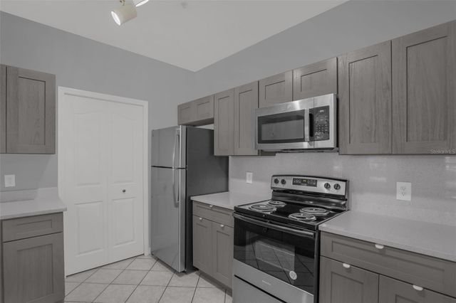 6177 METROWEST BOULEVARD 101, Orlando, FL 32835