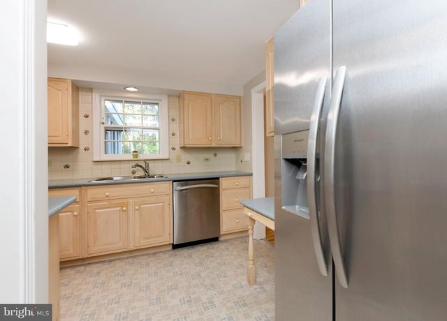 299 WALNUT LN, Princeton, NJ 08540