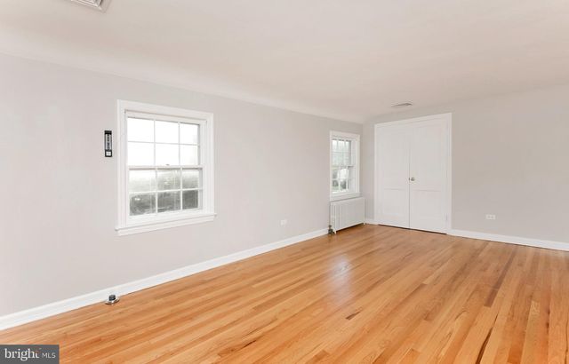 299 WALNUT LN, Princeton, NJ 08540