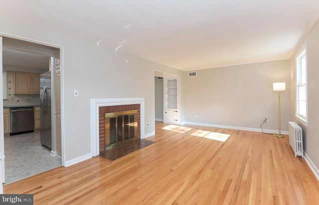 299 WALNUT LN, Princeton, NJ 08540
