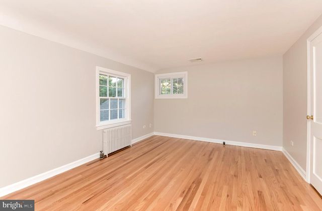 299 WALNUT LN, Princeton, NJ 08540
