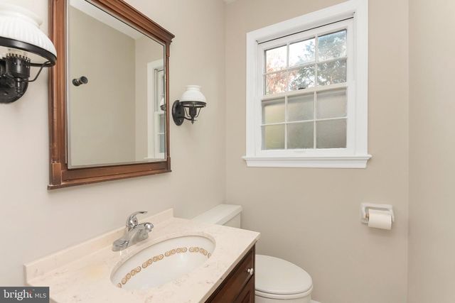 299 WALNUT LN, Princeton, NJ 08540
