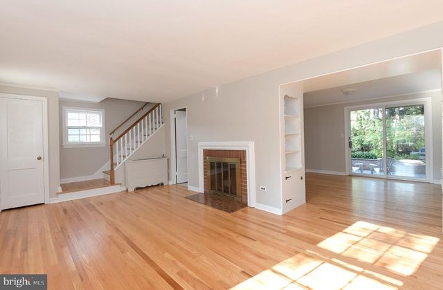 299 WALNUT LN, Princeton, NJ 08540