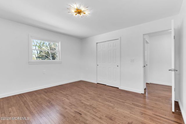 76 Mount Fairweather Lane, Toms River, NJ 08753