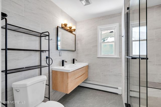 76 Mount Fairweather Lane, Toms River, NJ 08753