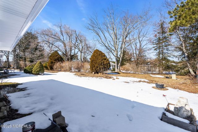 76 Mount Fairweather Lane, Toms River, NJ 08753