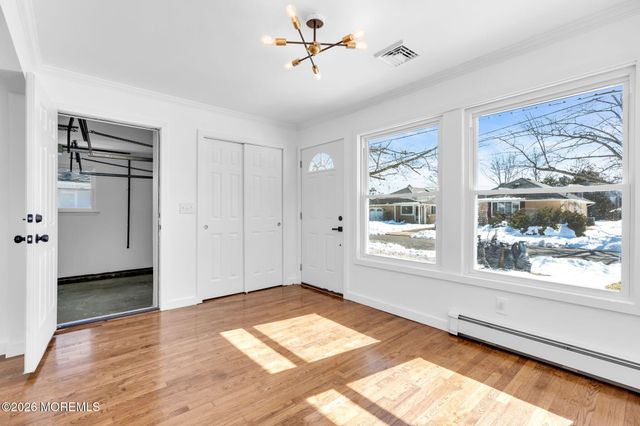 76 Mount Fairweather Lane, Toms River, NJ 08753