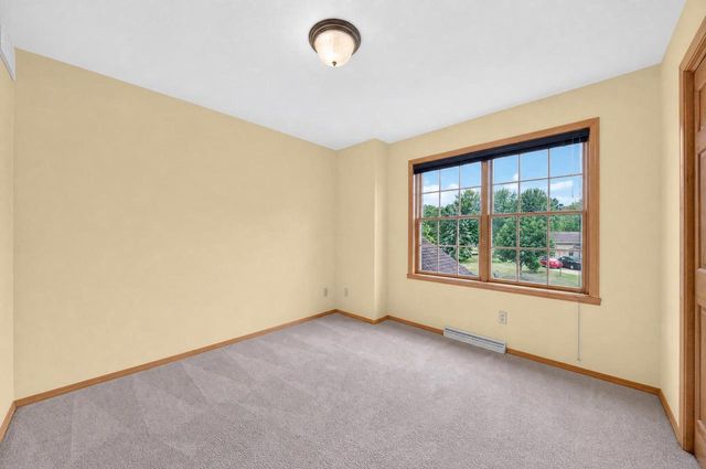 4718 W CHICORY LANE, Appleton, WI 54914