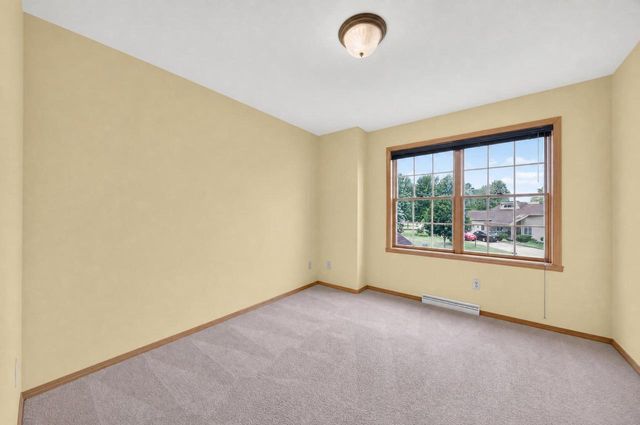 4718 W CHICORY LANE, Appleton, WI 54914