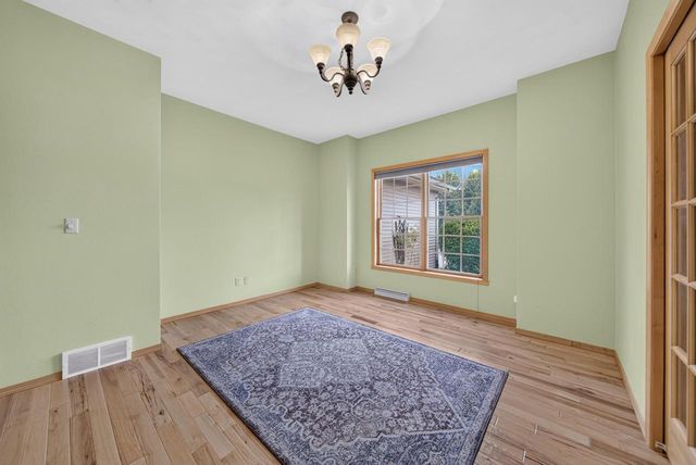 4718 W CHICORY LANE, Appleton, WI 54914
