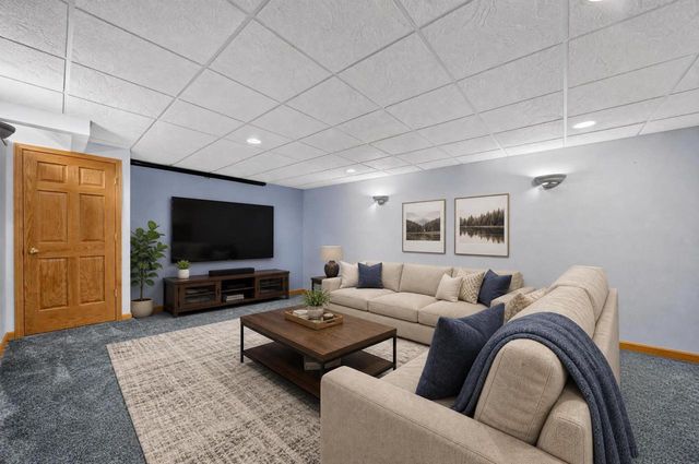 4718 W CHICORY LANE, Appleton, WI 54914