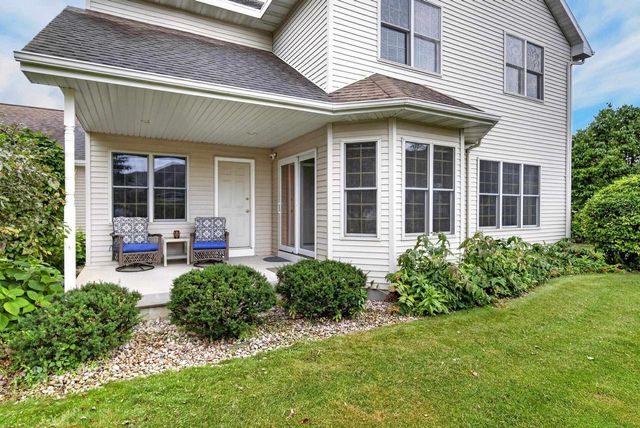 4718 W CHICORY LANE, Appleton, WI 54914