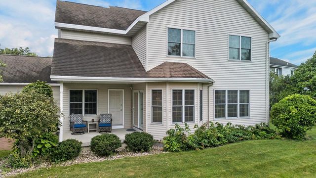 4718 W CHICORY LANE, Appleton, WI 54914