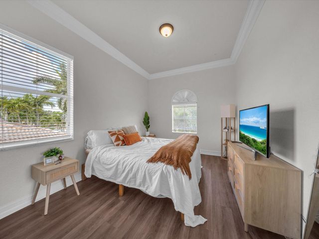 7678 NW 117th Lane, Parkland, FL 33076